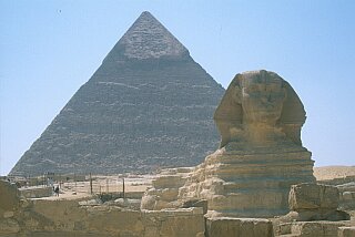 金字塔與獅身人面像